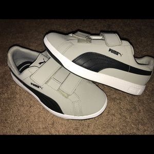 Puma Tennis shoes